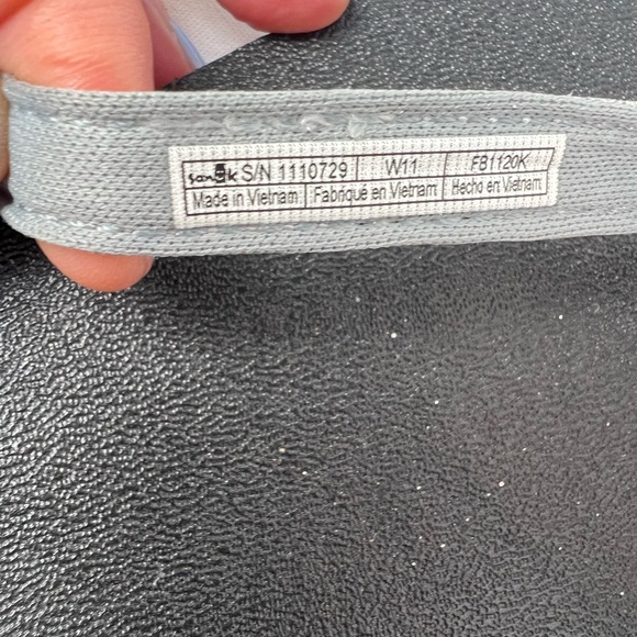 Sanuk Glittery Gray Strap Flip Flop  Womens Size‎ 11 New - Picture 4 of 4